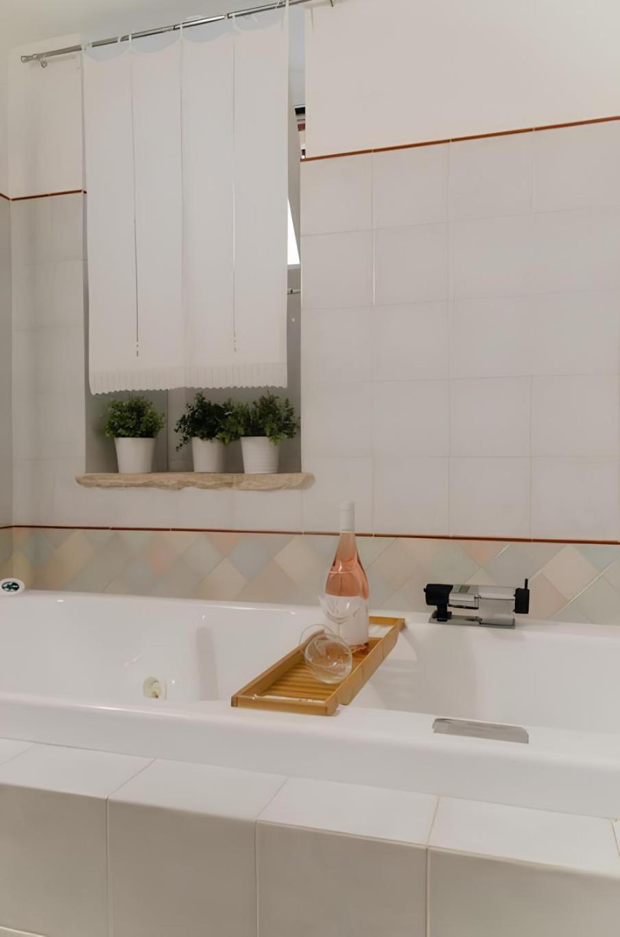 Maison De L'Air - Apt With Jacuzzi Джовинаццо Экстерьер фото